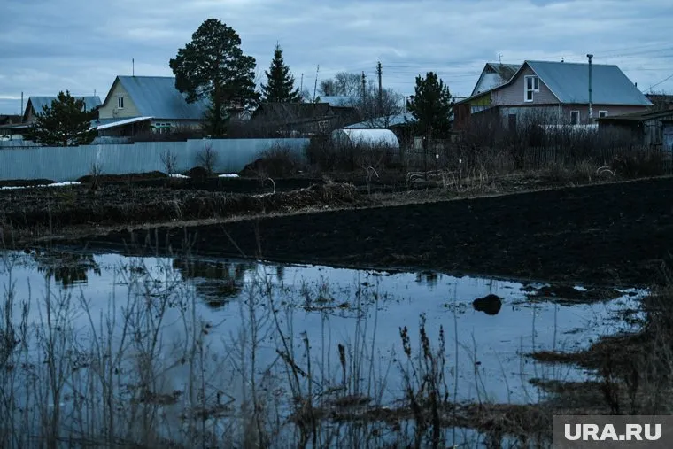 Большинство жителей рады половодью после прошлогодней засухи