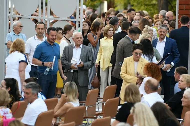 Открытие летнего театра в ЦПКиО им. Маяковского. Екатеринбург