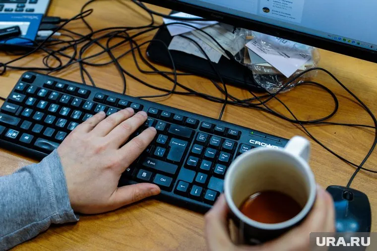 Хакеры регулярно атакуют органы власти