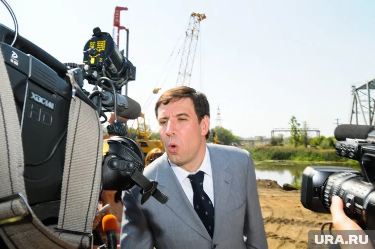 Михаил Юревич продолжает спасать свой бизнес