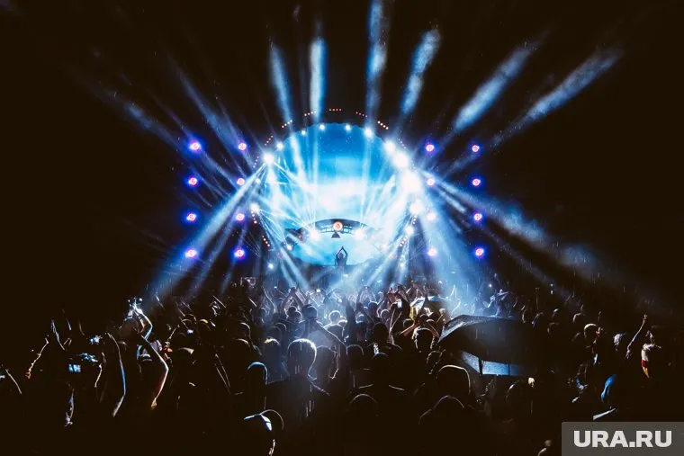 Работу ночных клубов и дискотек разрешают с 1 апреля