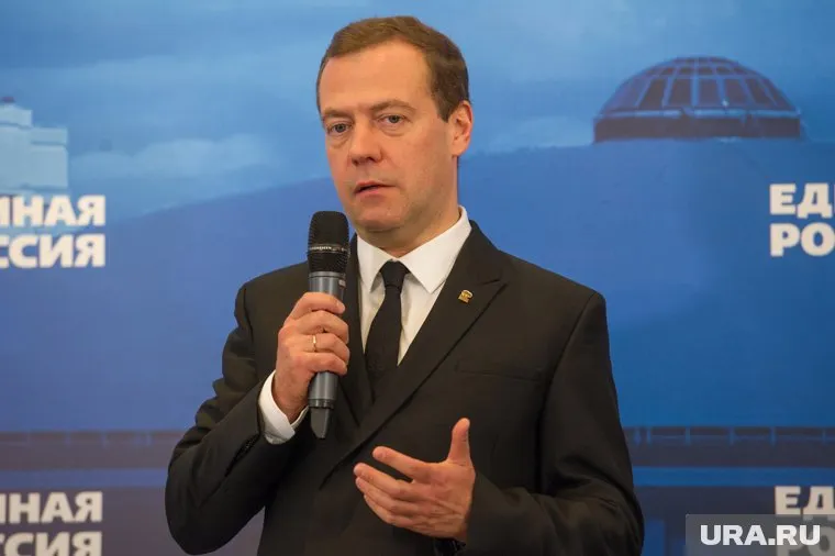 Дмитрий Медведев выразил соболезнования семье погибшего журналиста