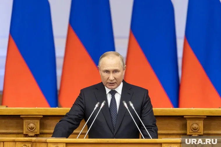 День семьи, любви и верности утвердил Владимир Путин