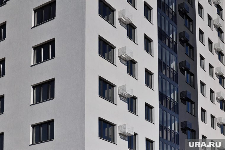 Губернатор Кухарук взял под контроль ситуацию с проблемным застройщиком в ХМАО