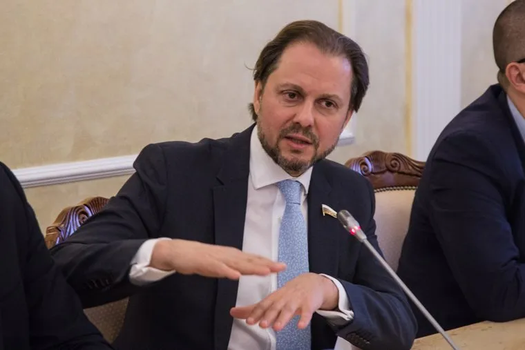 Пресс-конференция Владимира Сысоева , депутата государственной думы. Тюмень