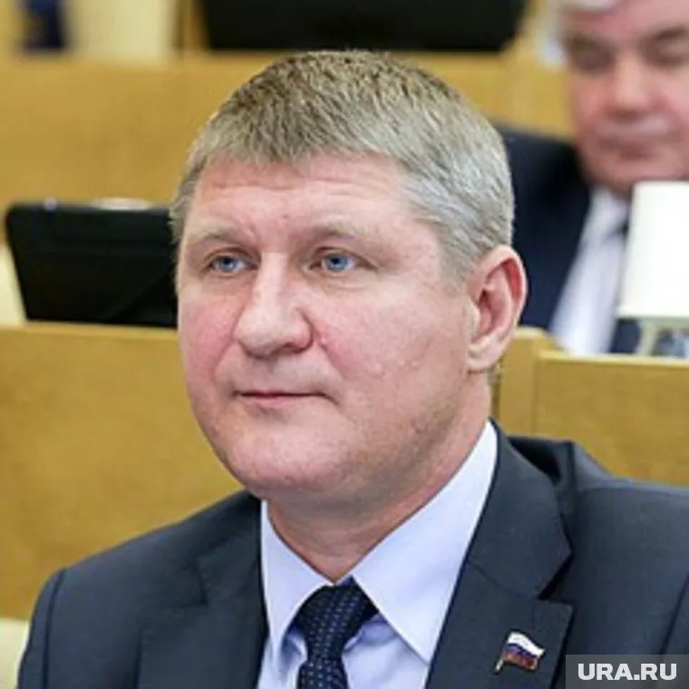 Михаил Шеремет подрался с инвалидом на приеме граждан