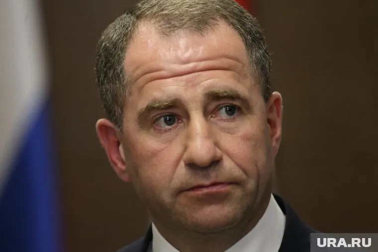 Михаил Бабич предпочел встретиться с молодежью без прессы