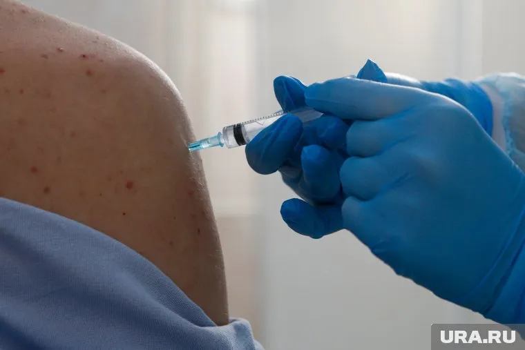 Вакцины «Клещ-э-вак», которая защищает от энцефалита, можно купить как минимум в двух сетях аптек