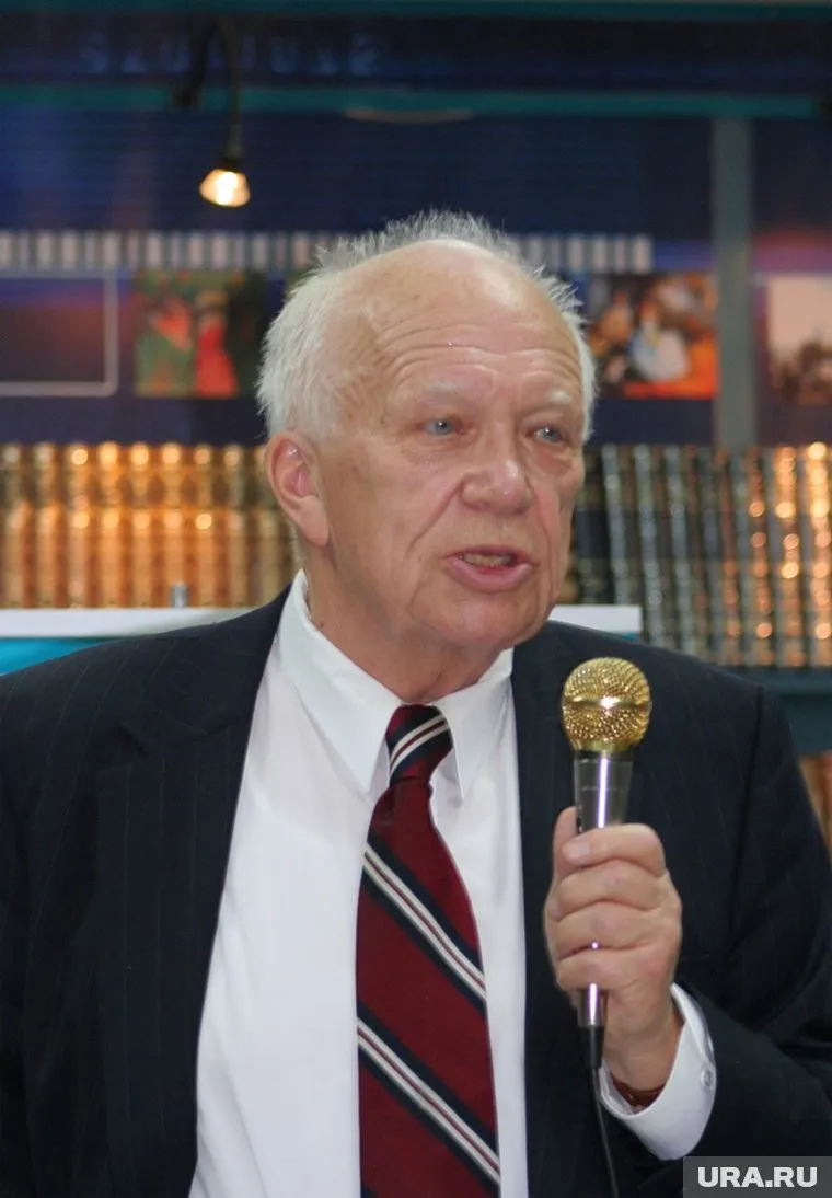 Сын Никиты Хрущева назвал «Царь-бомбу» непригодной