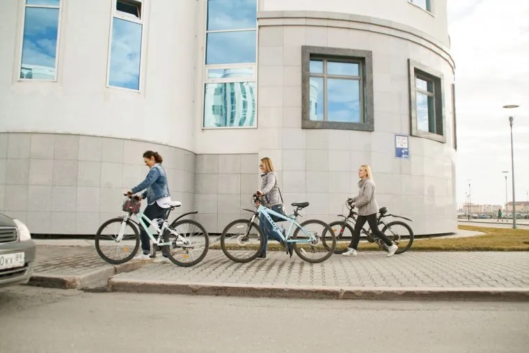 На работу на велосипеде. Салехард, велосипед