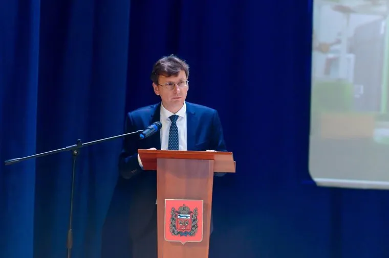 Алексей Пахомов возглавляет оренбургский минобр с 2019 года