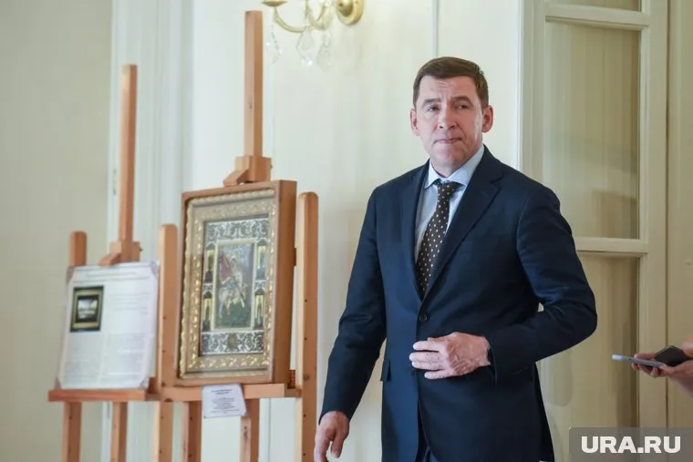 Евгений Куйвашев приготовил мэрам-отличникам награду