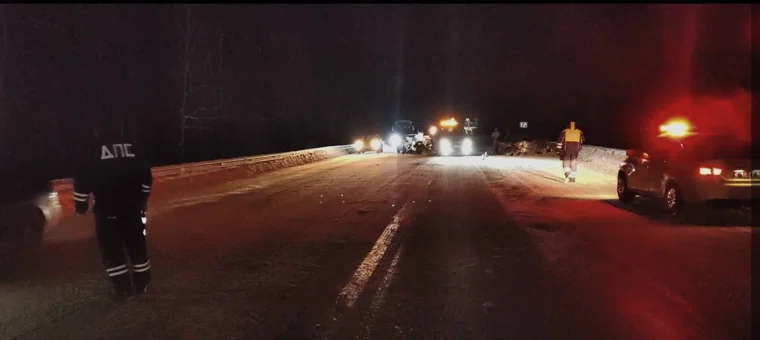 После аварии в больницу забрали троих человек