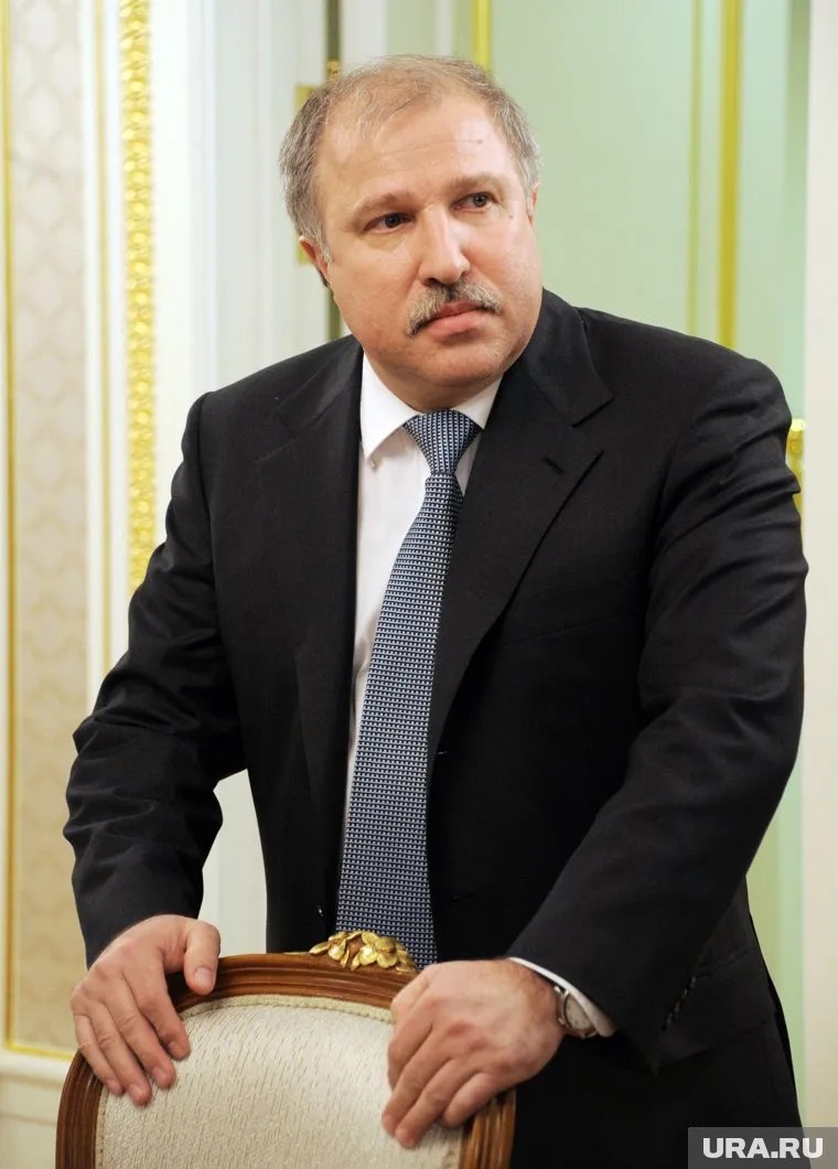 Глава ННК Эдуард Худайнатов стал заслуженным работником нефтегазодобывающей промышленности ХМАО