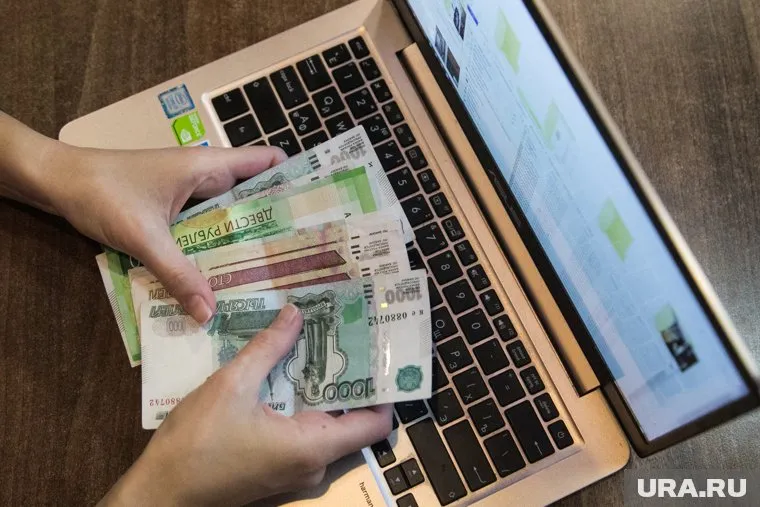 К работе нужно относиться лишь как к источнику заработка