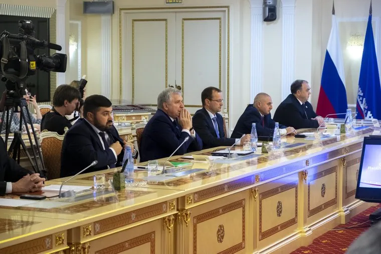 Ямальские персоны и чиновники, правительство янао