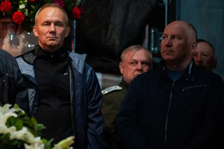 Божественная литургия перед крестным ходом, который посвящен 101-летию со дня убийства царской семьи. Екатеринбург