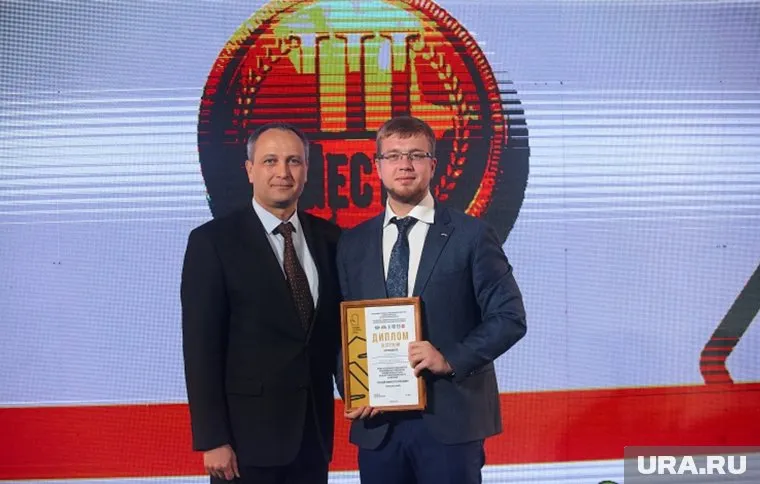 Работник СУЭНКО занял третье место в конкурсе профмастерства