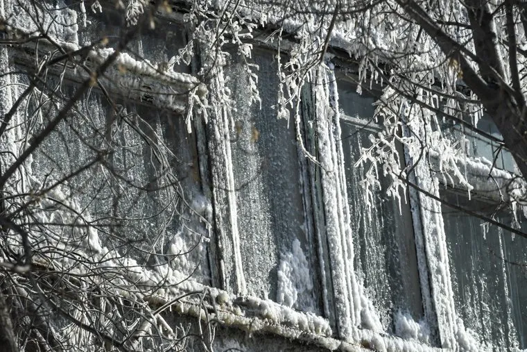 Пожар в здании Центрального Научно-исследовательского института металлургии и материалов (НИИ ЦНИИМ). Екатеринбург