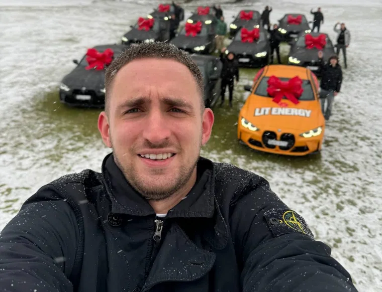 Блогер Литвин проигнорировал несколько повесток в военкомат, пишет Shot