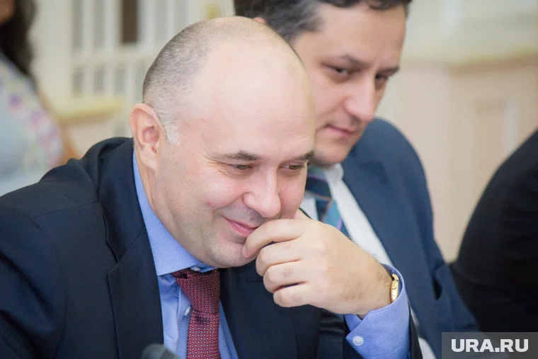 Бывшего мэра Сургута Андрея Филатова обвиняют в коммерческом подкупе