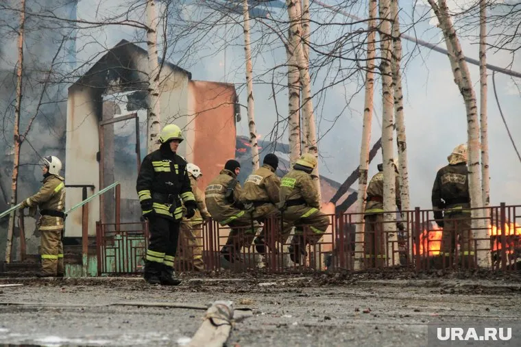 Обычные пожарные отнеслись к просьбе с юмором