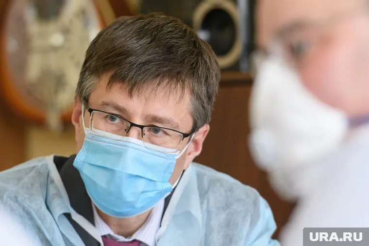 Глава Роспотребнадзора написал письмо губернатору до заседания штаба, где планировалось объявить о снятии ограничений