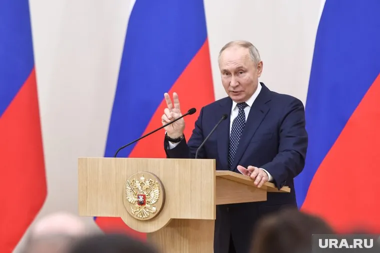 Молодежные центры призваны стать точками притяжения, заявил Владимир Путин