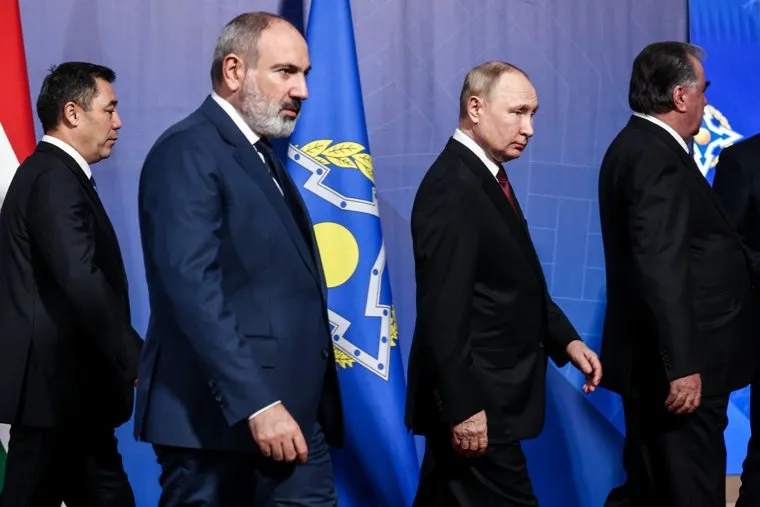 Владимир Путин на саммите ОДКБ в Ереване. Армения, Ереван