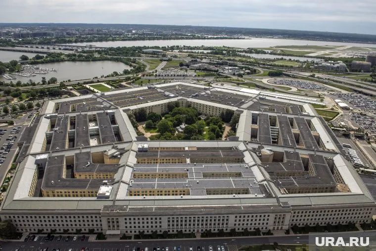 Миниобороны США также обеспокоенно возможной ответной поддержкой России КНР