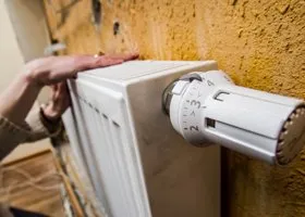 Почему так сильно подорожало отопление и можно ли на нем сэкономить?