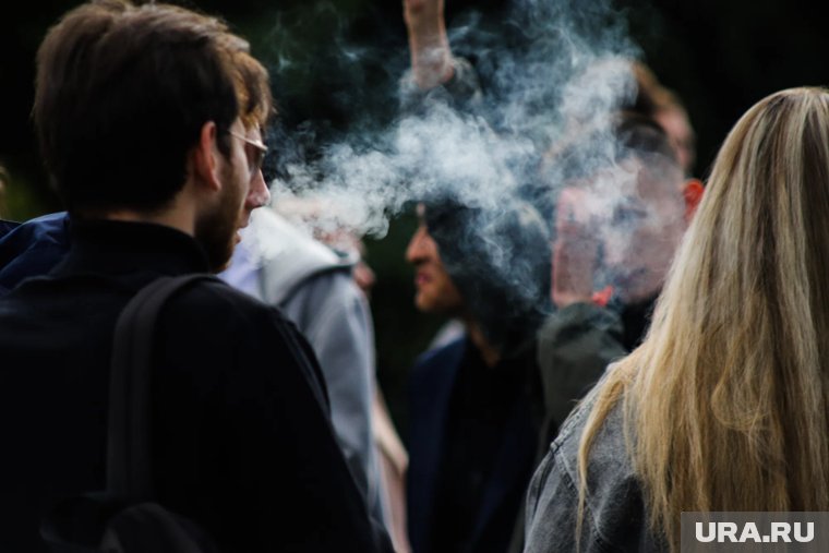 В Госдуме намекнули, когда примут запрет о полном запрете вейпов