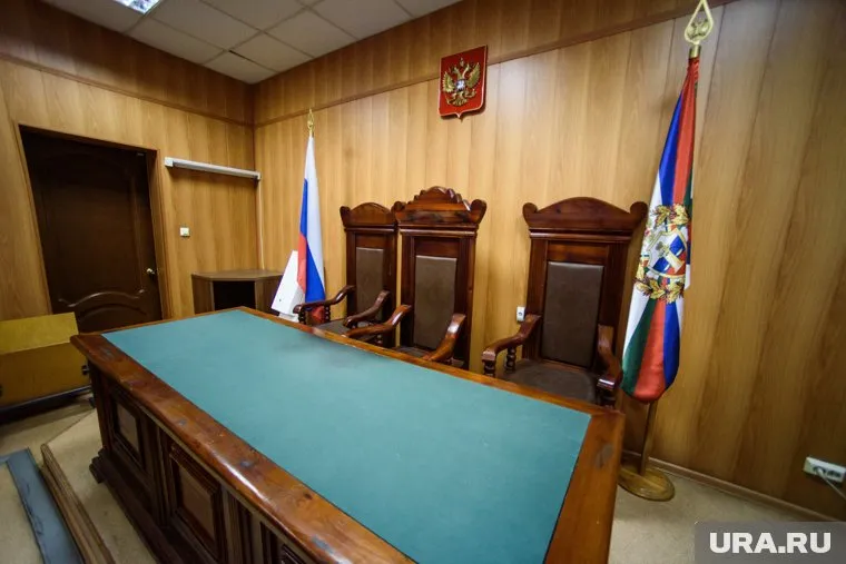 Петр Вагин предложил решать проблему шумных ночных кафе через суд