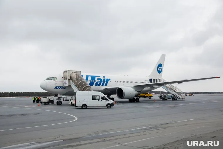 Борт посадили в Самаре из-за больного пассажира