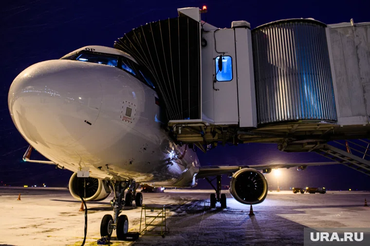 Рейсы в Сургут и Нижневартовск задержаны в аэропорту Сочи