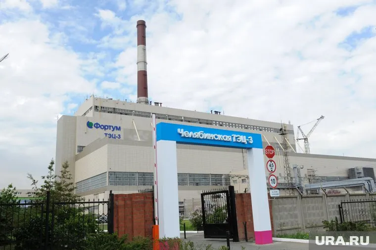 Золотодобытчик Константин Струков (первый справа) разделит судьбу основателя "Арианта" Александра Аристова (второй справа)