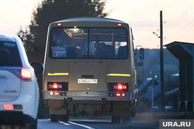 Автобус съехал с трассы (архивное фото)