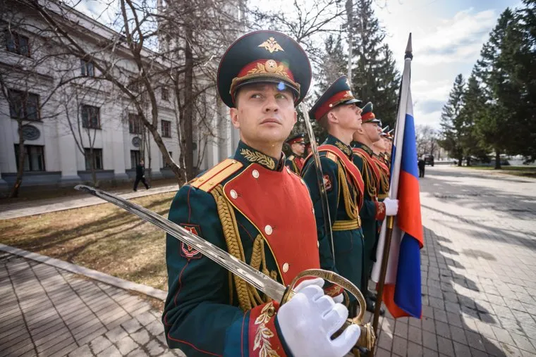 Прощание с полковником Павлом Кропотовым в Окружном доме офицеров. Екатеринбург 