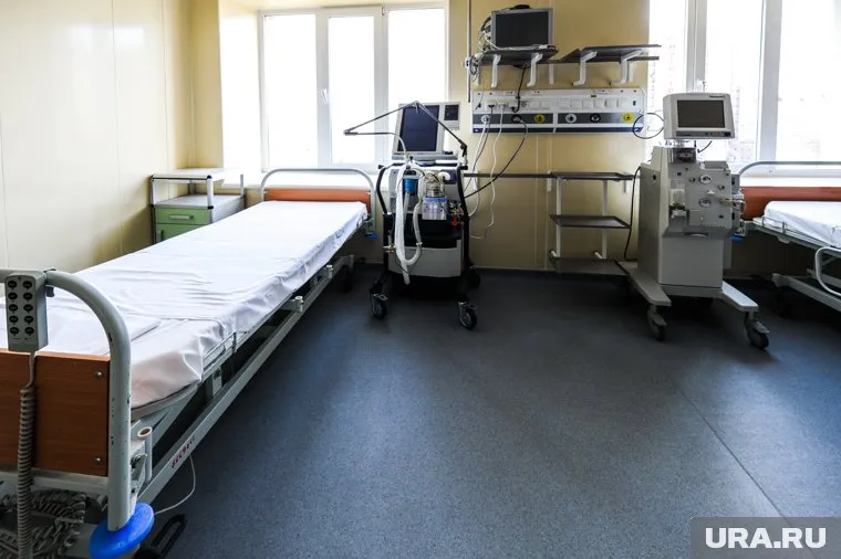 В больницах Екатеринбурга увеличили число коек для пациентов с COVID