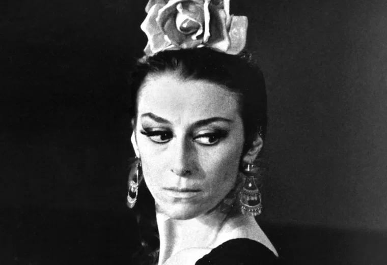 Майя Плисецкая — советская и российская балерина, балетмейстер, хореограф, прима-балерина Большого театра в 1948–1990 годах