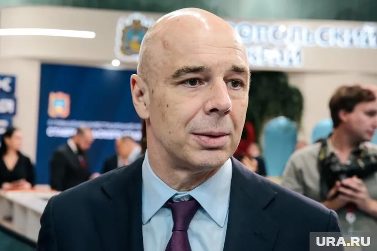 Силуанов отметил, что госкорпорации должны будут выплачивать 50% своей прибыли