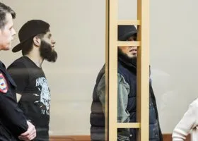 Мигрантов, обвиняемых в убийстве челябинского школьника, оставили в СИЗО