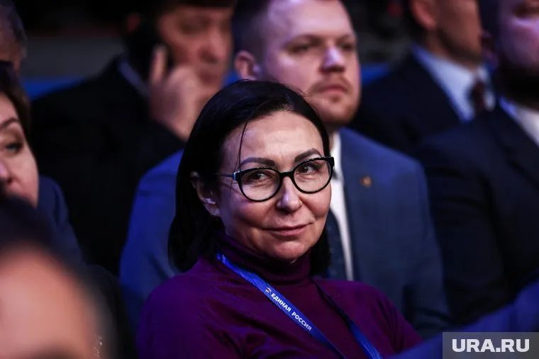 Уволить Наталью Котову, собрав сколь угодно подписей, по закону невозможно