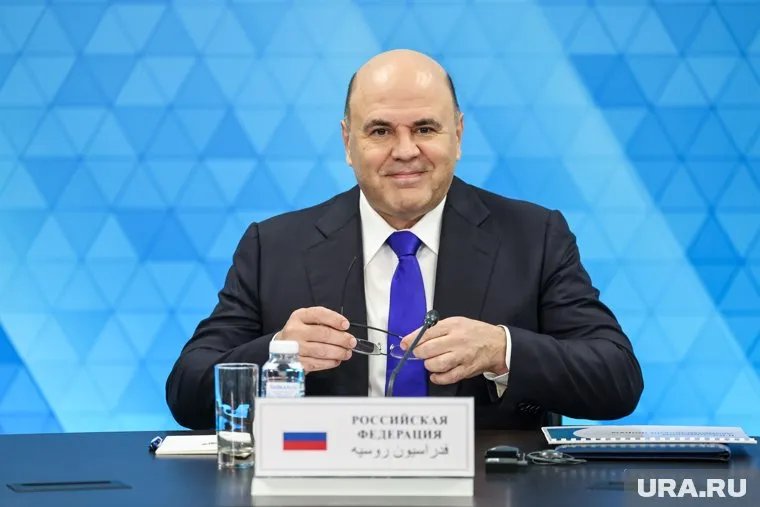 Премьер-министр РФ Михаил Мишустин укрепляет отношения с бывшими советскими республиками с помощью рабочих визитов