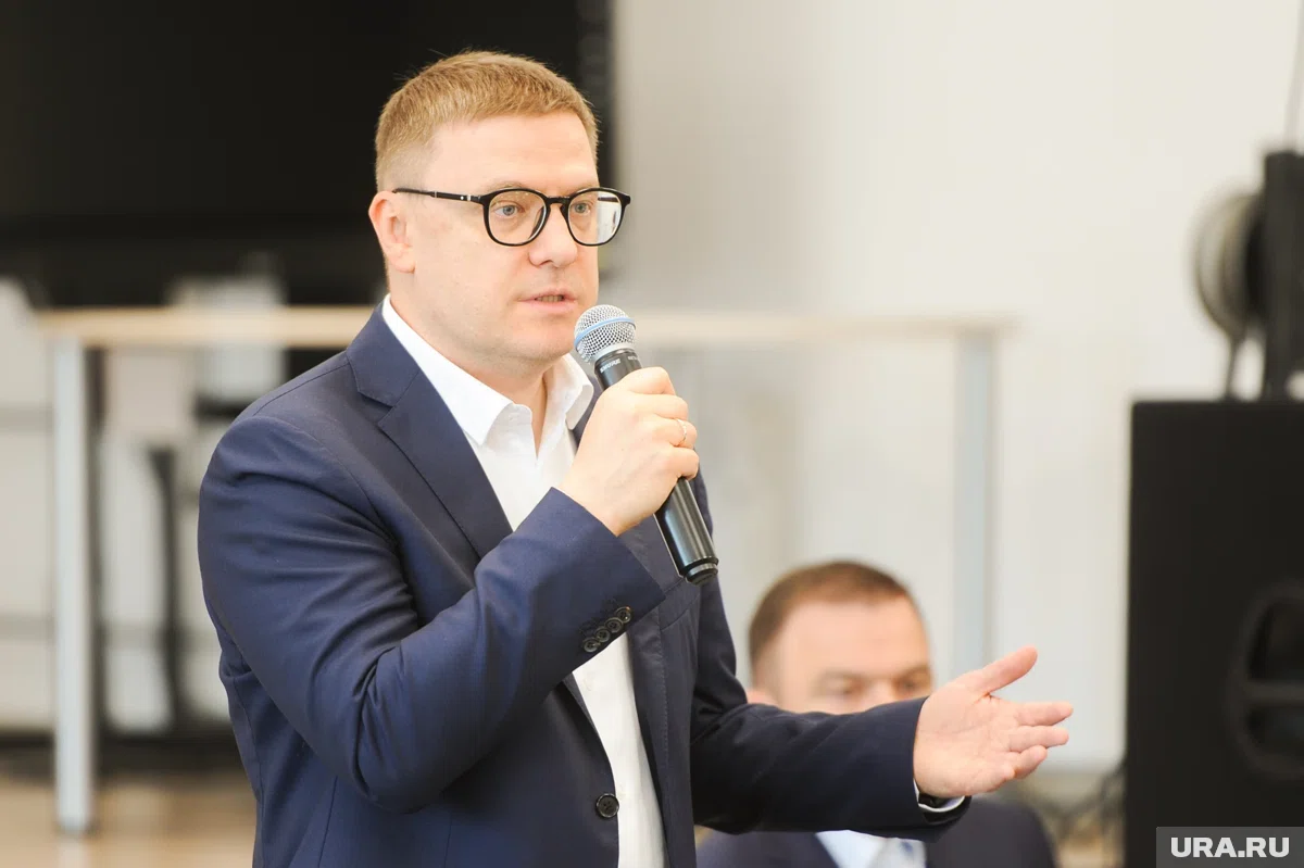 Глава региона ознакомился с волонтерскими проектами