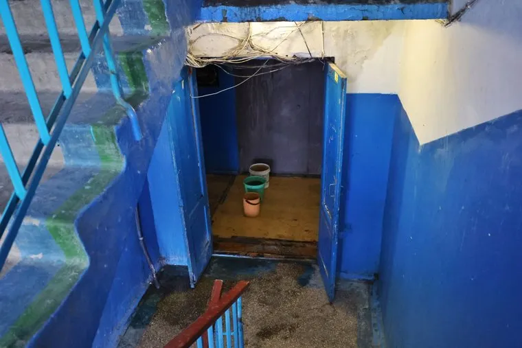 Протекающая крыша в доме по улице Алексеева. Курган