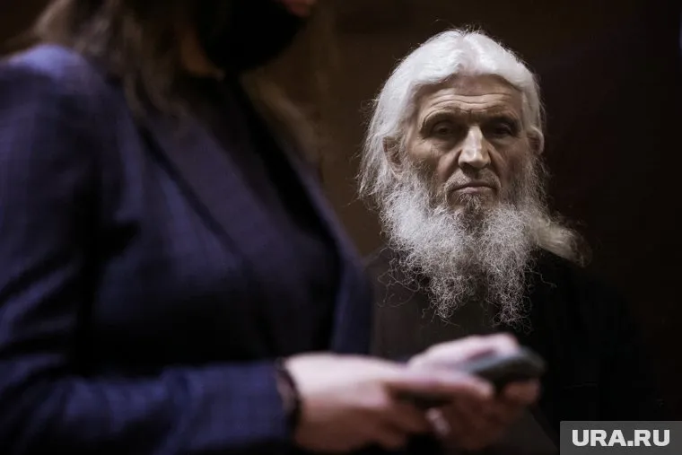 Отца Сергия приговорили к трем с половиной годам колонии