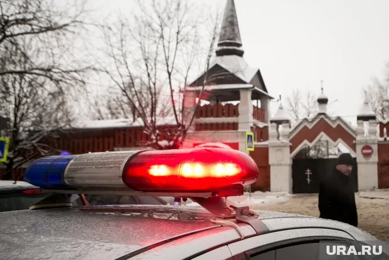 На место происшествия выехала полиция