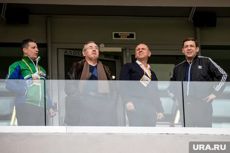 Свердловские власти и холдинг Дмитрия Пумпянского пока обсуждают формат и условия передачи стадиона в управление