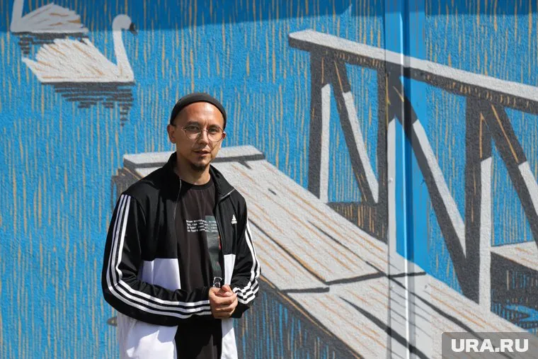 Мансур Зияев прилетел из Уфы, чтобы украсить район Академический